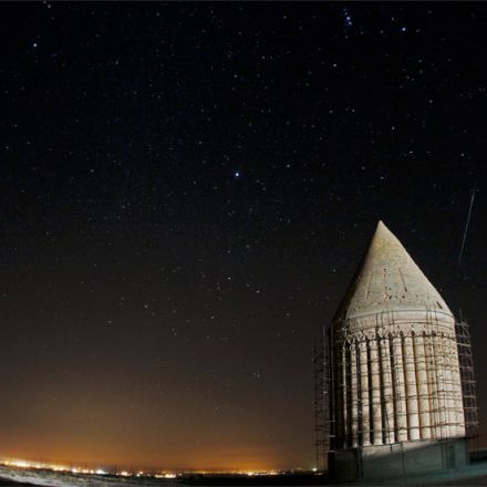 ویژه نامه صورت فلکی - مقالات صورت فلکی