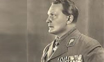خودكشي "هرمان گورينْگْ" جنايت‏كار نازي ساعاتي قبل از اجراي حكم اعدام (1946م)