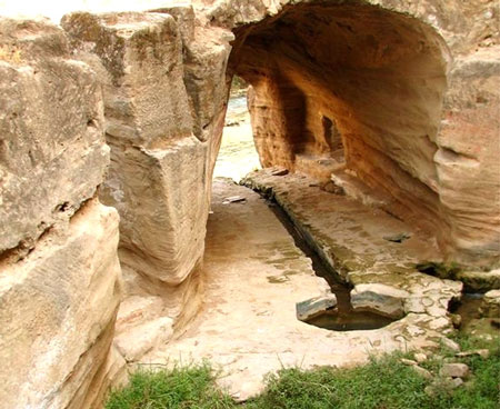 Shushtar historical waterfalls