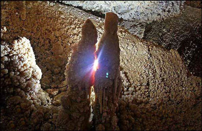 Katleh Khor Cave – Snug Vicissitudes 