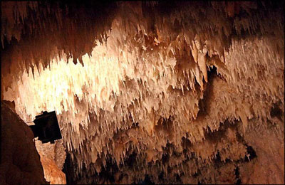 Katleh Khor Cave – Snug Vicissitudes 