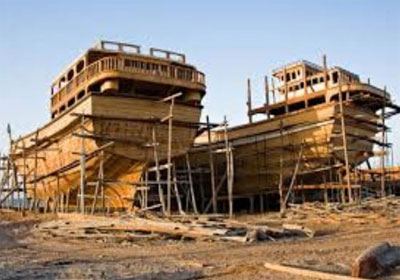 Launch (boat) making