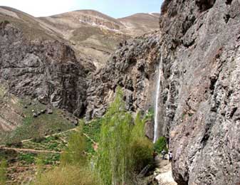  Sangarn waterfall in Tehran