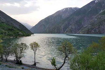Gahar Lake, Zargos’s blue gem