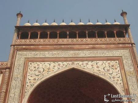 Islamic architecture as the embassy of Islamic culture and civilization