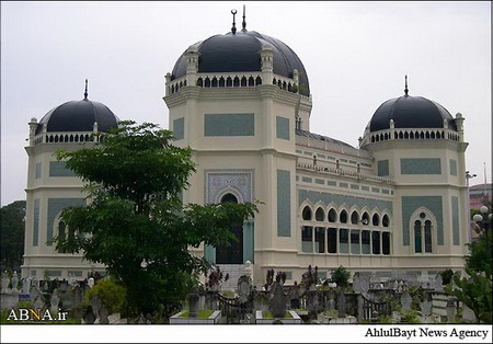 Islamic architecture as the embassy of Islamic culture and civilization