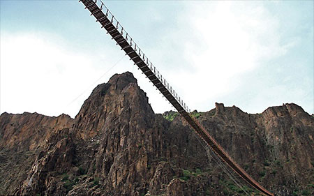  Suspended bridge of Pir Taqi