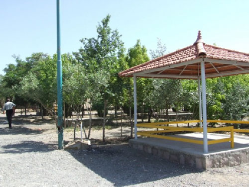   Gharah Kahriz tourist hub